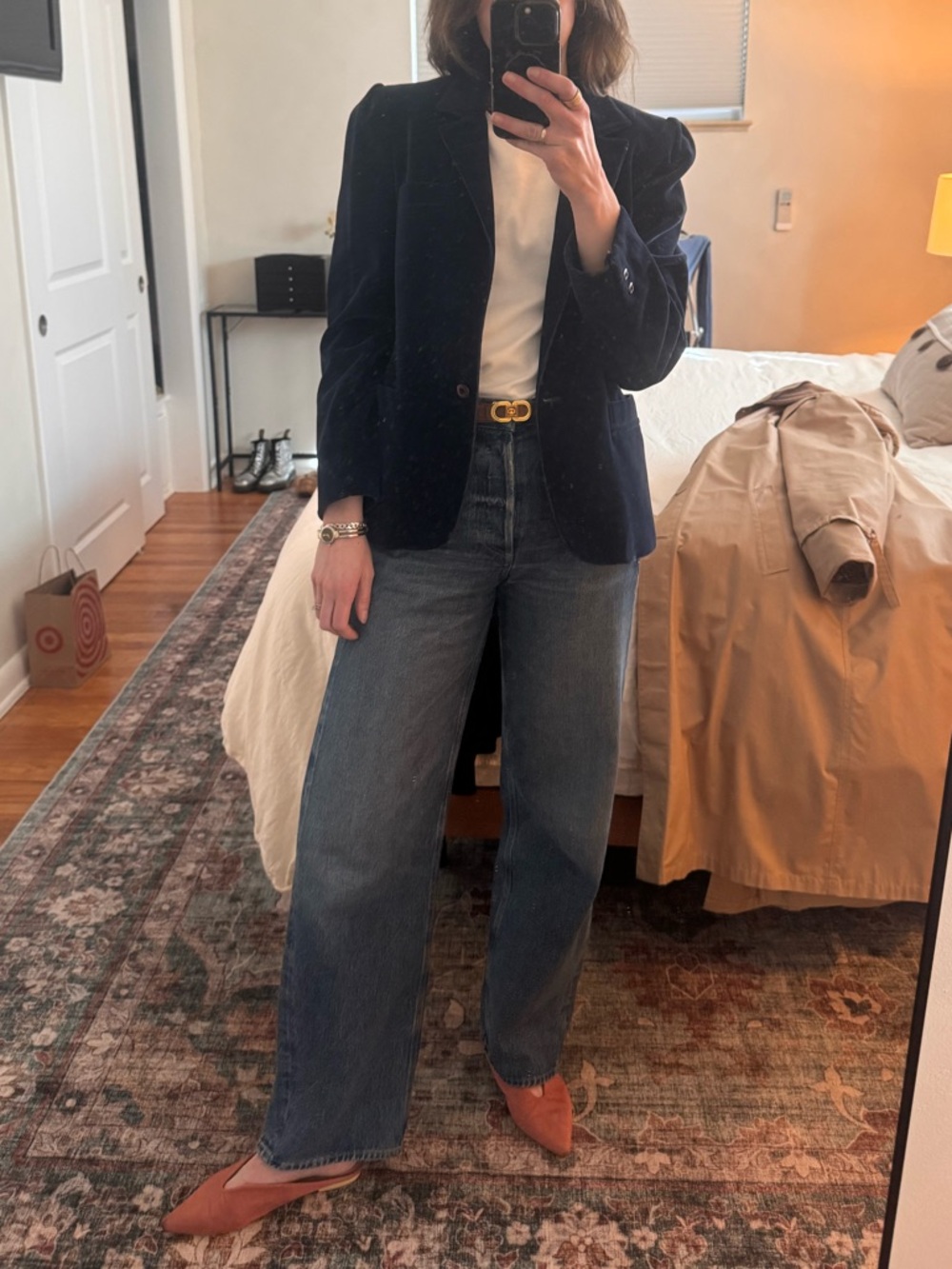 Women's Velvet Single-Button Blazer in Deep Navy
